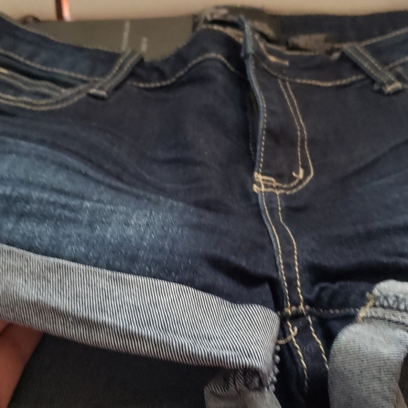 Low Waist distressed jean shorts women - Picture 9 of 13